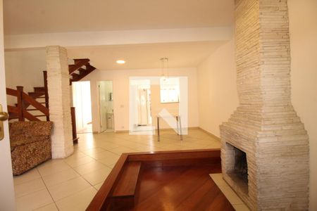 Sala de casa de condomínio à venda com 3 quartos, 108m² em Jardim Leonor Mendes de Barros, São Paulo