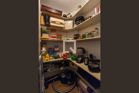 Casa à venda com 300m², 3 quartos e 3 vagasDespensa