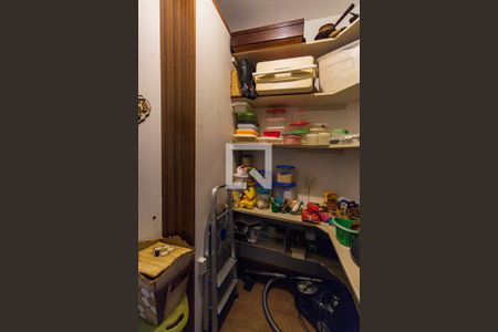 Casa à venda com 300m², 3 quartos e 3 vagasDespensa