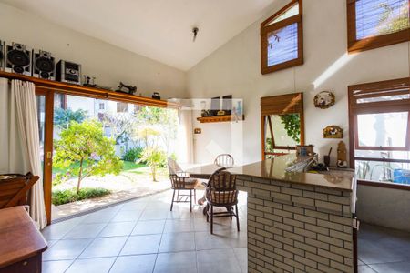 Casa à venda com 300m², 3 quartos e 3 vagasSalão de Festas