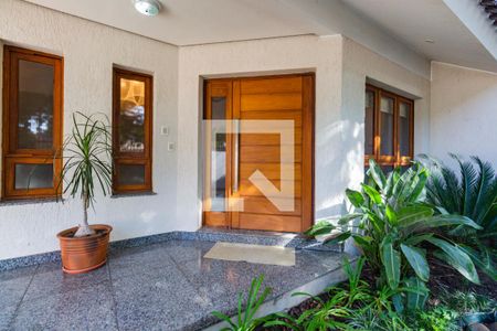 Casa à venda com 300m², 3 quartos e 3 vagasFachada da casa 