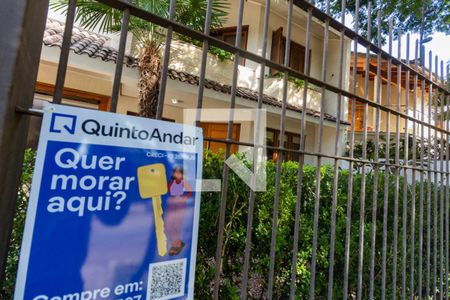 Casa à venda com 300m², 3 quartos e 3 vagasPlaquinha 