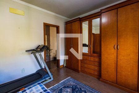 Casa à venda com 300m², 3 quartos e 3 vagasSuíte 2