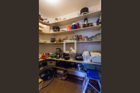 Casa à venda com 300m², 3 quartos e 3 vagasDespensa