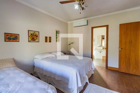 Casa à venda com 300m², 3 quartos e 3 vagasSuíte 3