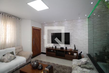 Sala   de casa à venda com 3 quartos, 225m² em Vila Guilhermina, São Paulo