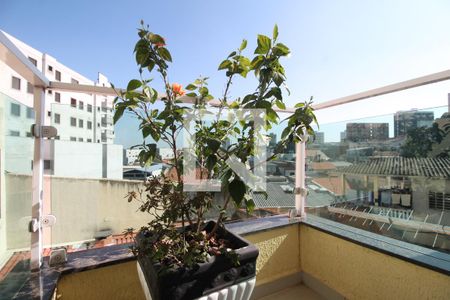 Casa à venda com 225m², 3 quartos e 6 vagasvaranda do Quarto 1 - suíte