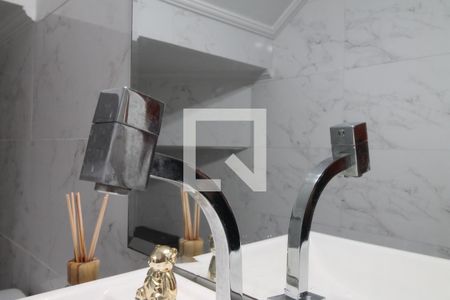 Casa à venda com 225m², 3 quartos e 6 vagasLavabo