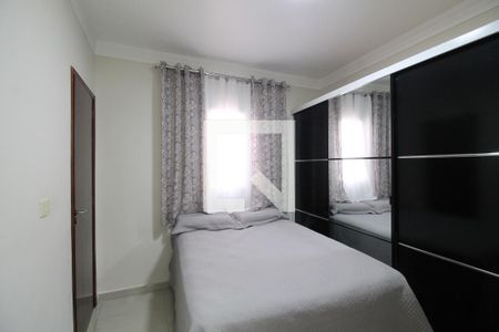 Casa à venda com 225m², 3 quartos e 6 vagasQuarto Suíte 2 