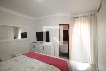 Casa à venda com 225m², 3 quartos e 6 vagasQuarto 3 - Suíte