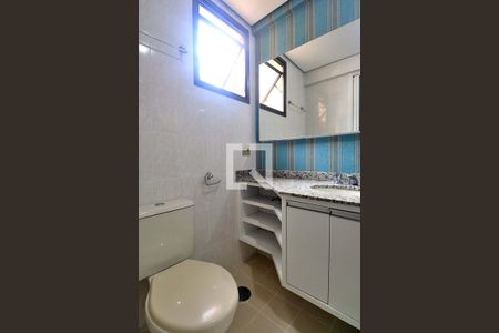 Apartamento para alugar com 60m², 2 quartos e 1 vagaBanheiro do Quarto 1 - Suíte