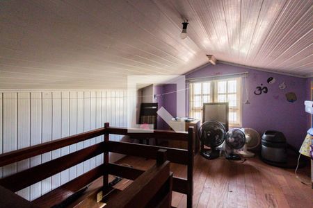 Casa à venda com 215m², 6 quartos e 4 vagasQuarto 3 casa 1