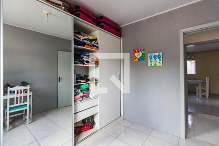 Casa à venda com 215m², 6 quartos e 4 vagasQuarto 5 casa 2