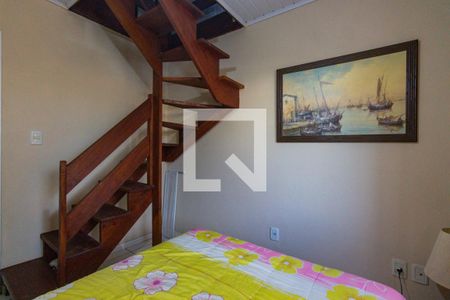 Casa à venda com 215m², 6 quartos e 4 vagasQuarto 2 casa 1