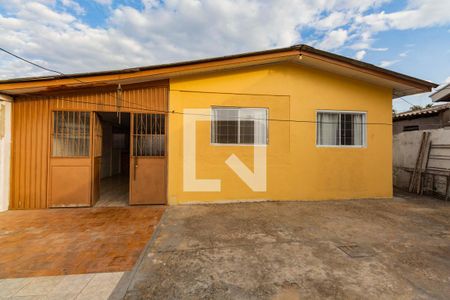 Casa à venda com 215m², 6 quartos e 4 vagasFachada da casa 2 fundos 