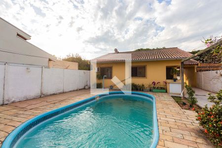 Casa à venda com 215m², 6 quartos e 4 vagas Piscina