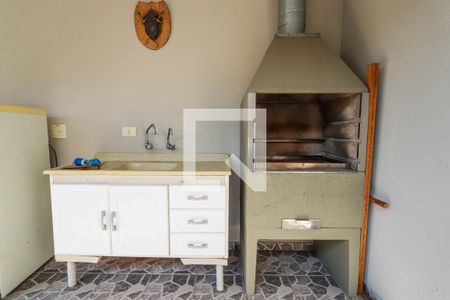 Casa à venda com 154m², 5 quartos e 3 vagasChurrasqueira