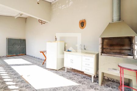 Casa à venda com 154m², 5 quartos e 3 vagasChurrasqueira