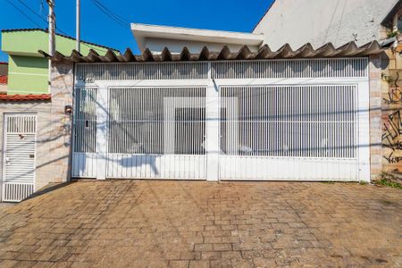 Casa à venda com 154m², 5 quartos e 3 vagasFachada