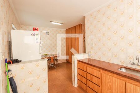 Casa à venda com 154m², 5 quartos e 3 vagasCozinha