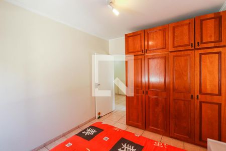 Casa à venda com 154m², 5 quartos e 3 vagasQuarto 2