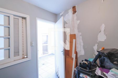 Casa à venda com 154m², 5 quartos e 3 vagasQuarto 2 de Serviço