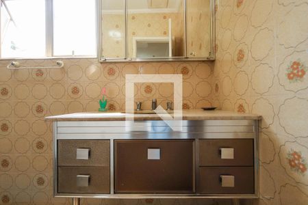 Casa à venda com 154m², 5 quartos e 3 vagasBanheiro Social