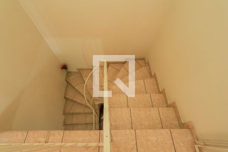 Casa à venda com 154m², 5 quartos e 3 vagasEscadas Internas