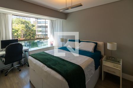 Apartamento para alugar com 296m², 4 quartos e 4 vagas Apartamento para alugar com 296m², 4 quartos e 4 vagasSuite 1