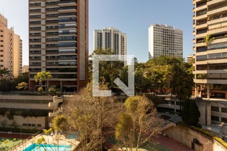Apartamento para alugar com 296m², 4 quartos e 4 vagas Apartamento para alugar com 296m², 4 quartos e 4 vagasVista Suite 1