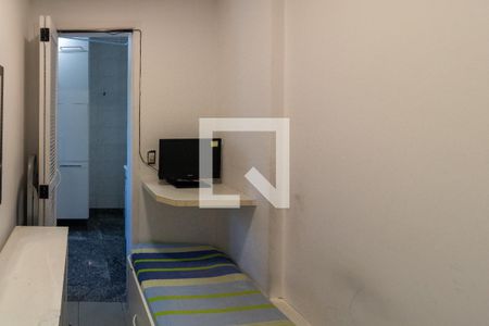 Apartamento para alugar com 296m², 4 quartos e 4 vagas Apartamento para alugar com 296m², 4 quartos e 4 vagasSuite Area de Serviço