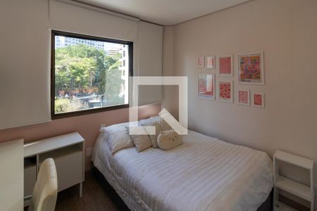 Apartamento para alugar com 296m², 4 quartos e 4 vagas Apartamento para alugar com 296m², 4 quartos e 4 vagasQuarto 2