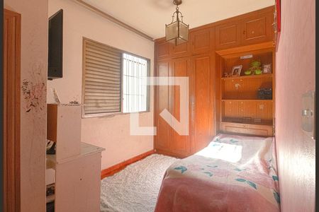 quart2_1 de casa à venda com 4 quartos, 146m² em Vila Moinho Velho, São Paulo