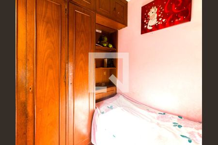 Casa à venda com 146m², 4 quartos e 2 vagasquarto2-3