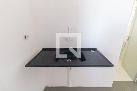 Cozinha de apartamento para alugar com 2 quartos, 48m² em Jardim Patente, São Paulo