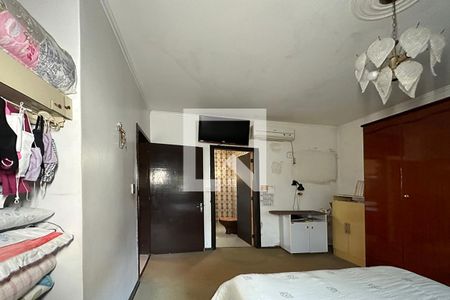 Casa à venda com 210m², 3 quartos e 3 vagasSuíte 1