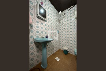 Casa à venda com 210m², 3 quartos e 3 vagasLavabo 