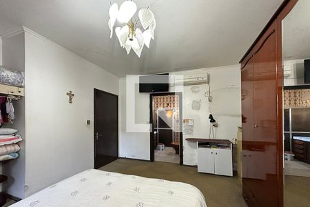 Casa à venda com 210m², 3 quartos e 3 vagasSuíte 1