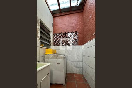 Casa à venda com 210m², 3 quartos e 3 vagasLavanderia 