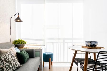 Studio para alugar com 31m², 1 quarto e sem vaga Studio para alugar com 31m², 1 quarto e sem vagaVaranda