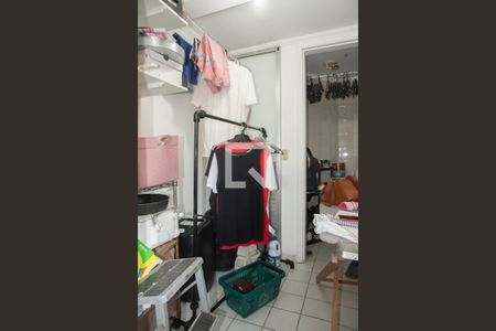 Apartamento para alugar com 202m², 2 quartos e 3 vagas Apartamento para alugar com 202m², 2 quartos e 3 vagasQuarto de Serviço