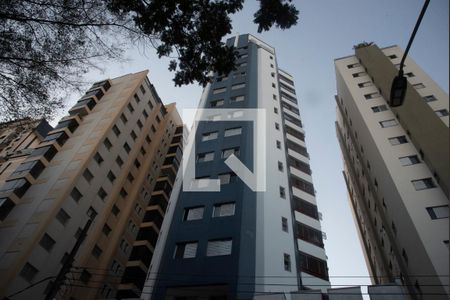 Apartamento para alugar com 202m², 2 quartos e 3 vagas Apartamento para alugar com 202m², 2 quartos e 3 vagasFachada