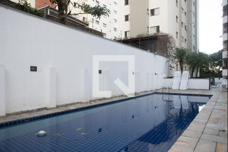 Apartamento para alugar com 202m², 2 quartos e 3 vagas Apartamento para alugar com 202m², 2 quartos e 3 vagasÁrea comum - Piscina