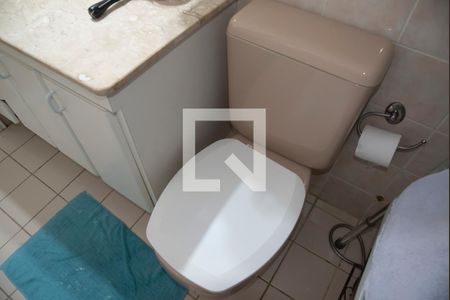 Apartamento para alugar com 202m², 2 quartos e 3 vagas Apartamento para alugar com 202m², 2 quartos e 3 vagasBanheiro da Suíte 1