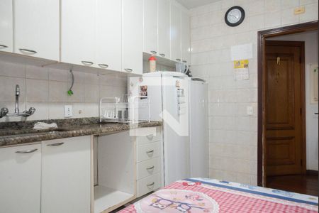 Apartamento para alugar com 202m², 2 quartos e 3 vagas Apartamento para alugar com 202m², 2 quartos e 3 vagasCozinha