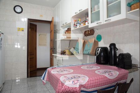 Apartamento para alugar com 202m², 2 quartos e 3 vagas Apartamento para alugar com 202m², 2 quartos e 3 vagasCozinha