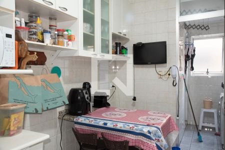 Apartamento para alugar com 202m², 2 quartos e 3 vagas Apartamento para alugar com 202m², 2 quartos e 3 vagasCozinha