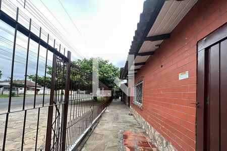 Casa à venda com 280m², 3 quartos e 4 vagasFachada da casa 