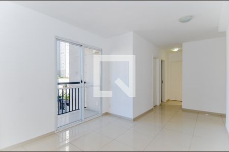 Sala de apartamento para alugar com 3 quartos, 70m² em Vila Augusta, Guarulhos