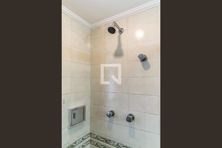 Apartamento à venda com 190m², 4 quartos e 3 vagasBanheiro da Suíte 1 - Ducha